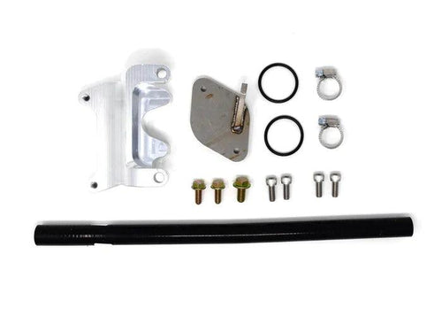 Show the Cooler Upgrade Kit for the 2006-07 GM Duramax LBZ. Highlight the components included in the kit, focusing on the high-quality materials and advanced engineering. The image should illustrate how each part integrates into the vehicle, emphasizing ease of installation and potential performance benefits.